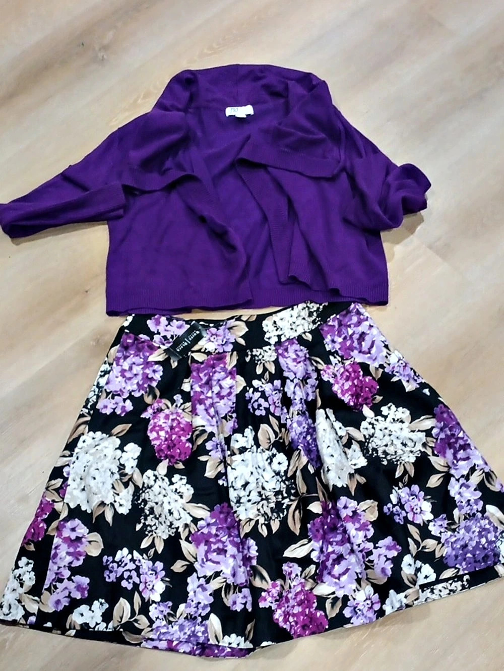 White House Black Market Purple Floral Skirt Set Size 8